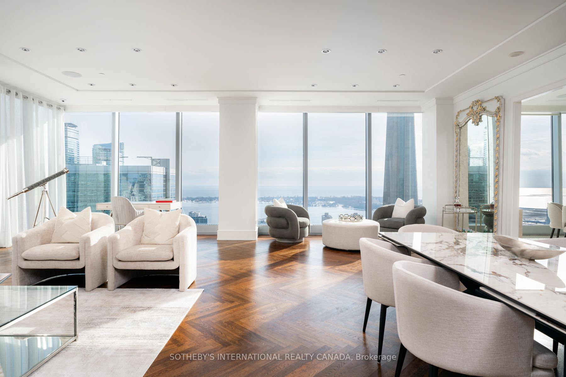 Modern luxury mansion with pool and skyline view in Toronto